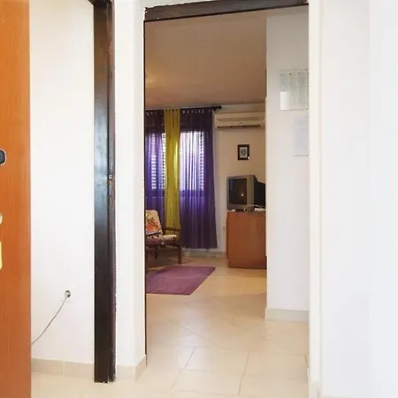 With A Parking Space Rukavac, Vis - 8848 Appartement *